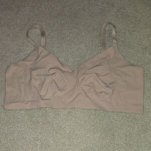 Anti. Seamless Tan Bra With No Padding